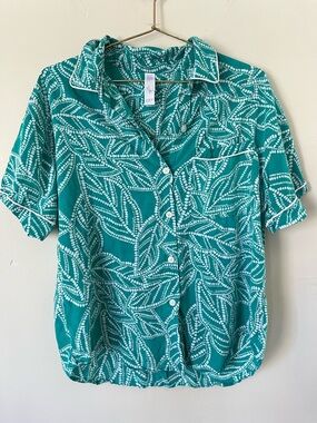 stars above Teal Button-Up Shirt with White Dot Wave Print